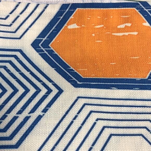 Designart Retro Hexagon Pattern IX Mid-Century Modern Blackout Curtain 2 panels - Picture 8 of 8